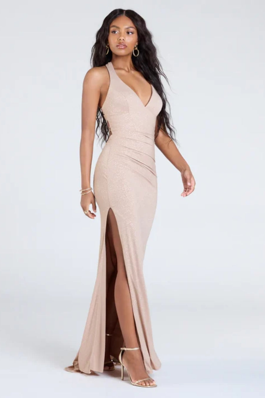 Vestido Largo Champagne con Brillos