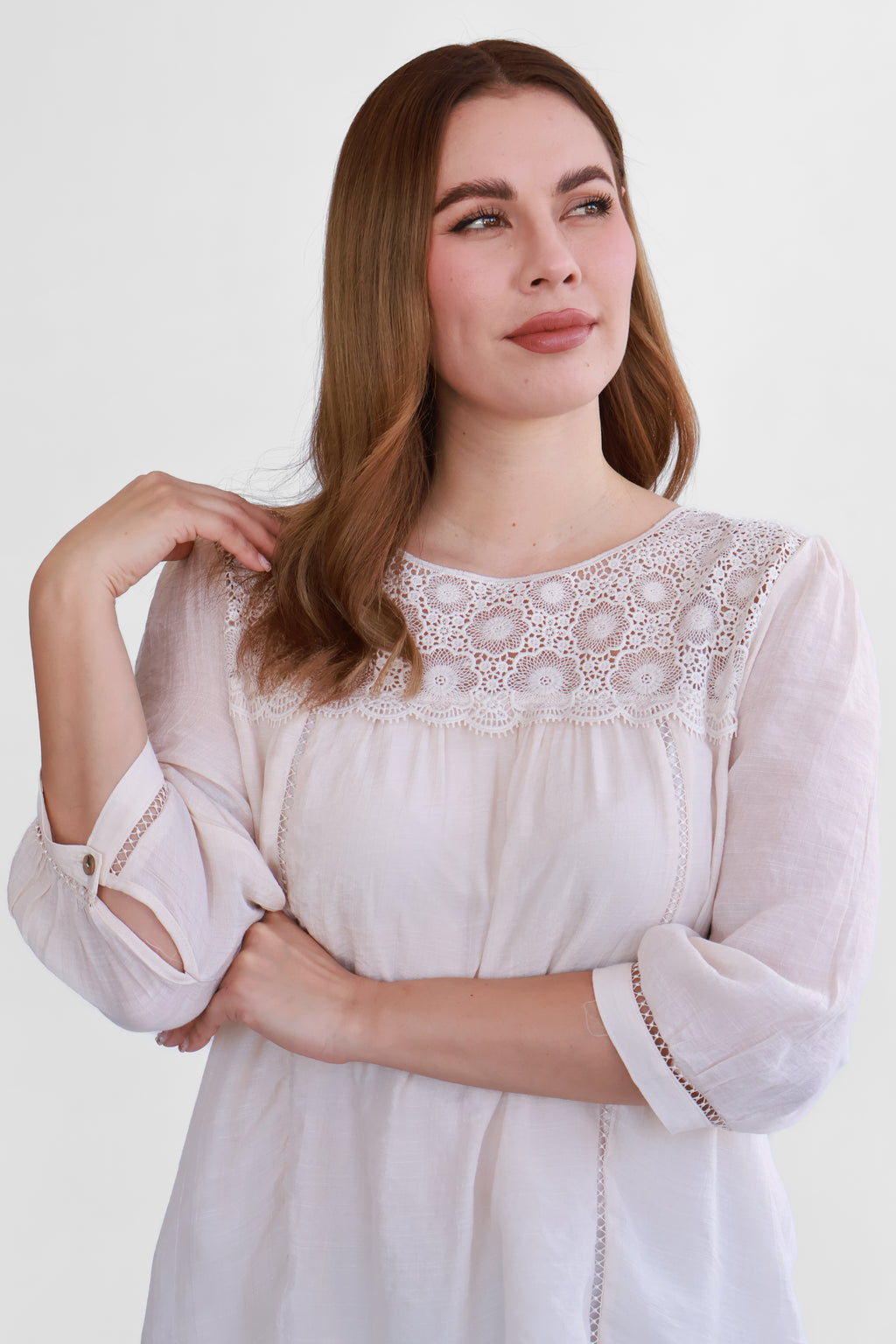 Blusa con Encaje Frontal | $290 pz