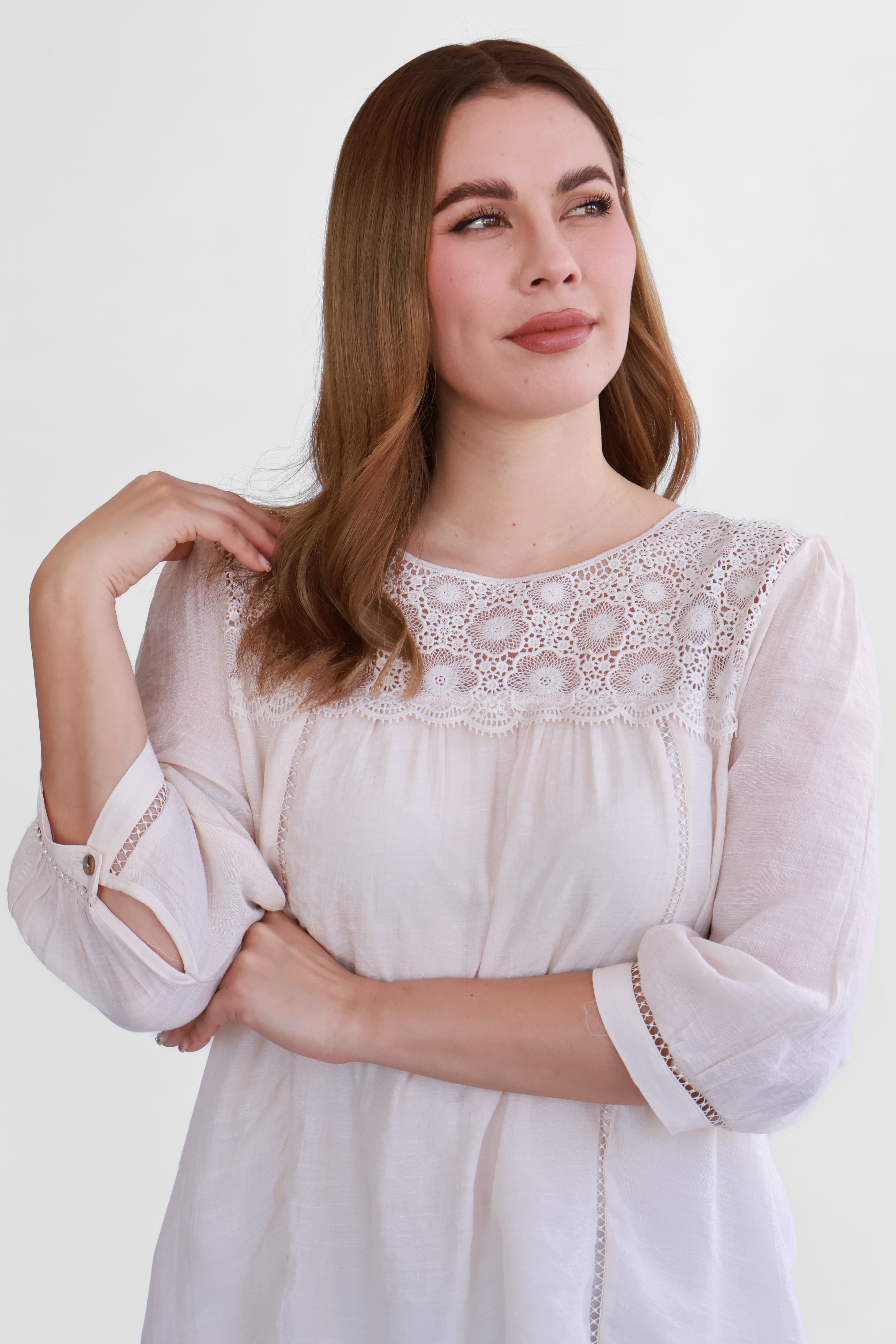 Blusa con Encaje Frontal | $290 pz