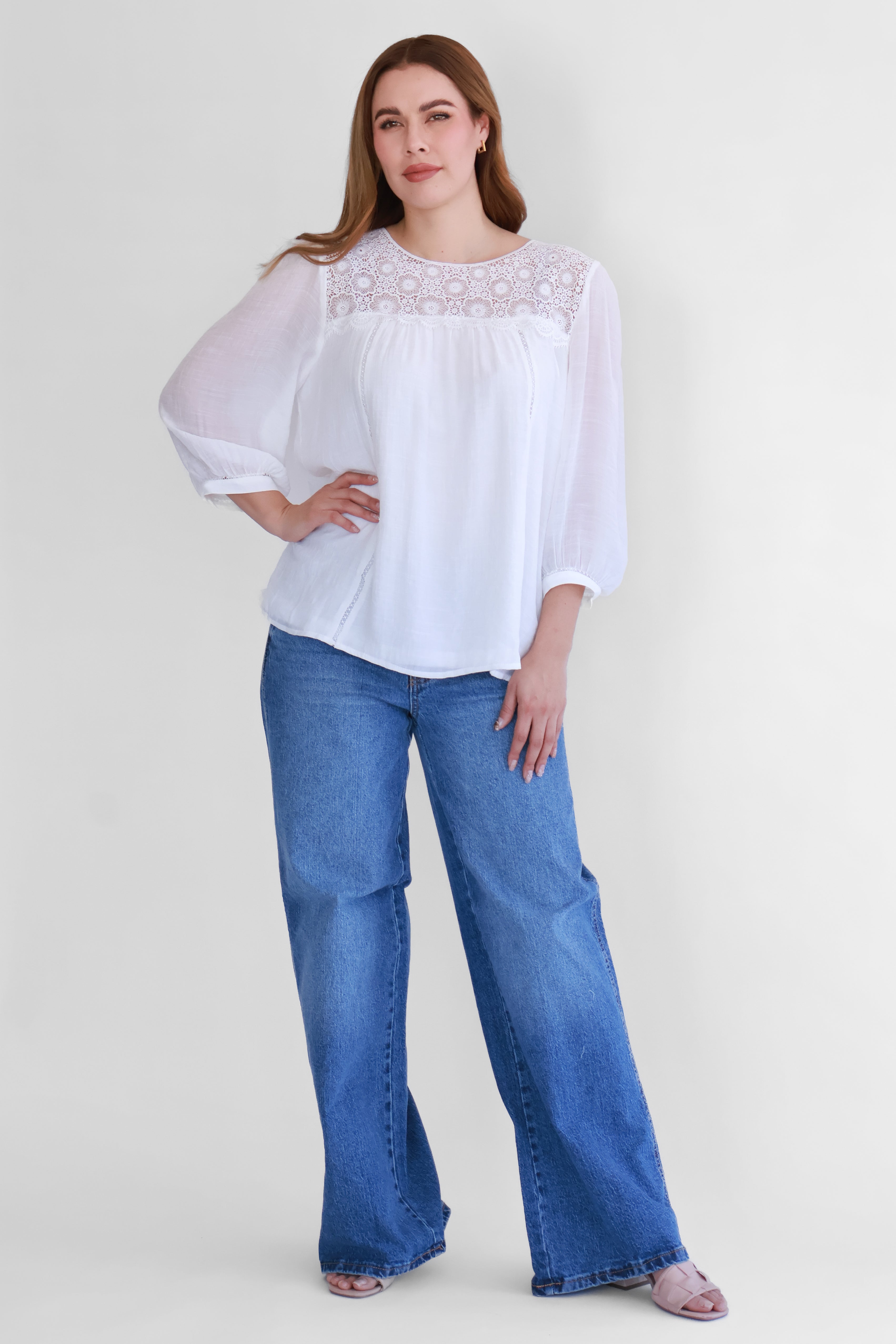 Blusa con Encaje Frontal | $290 pz