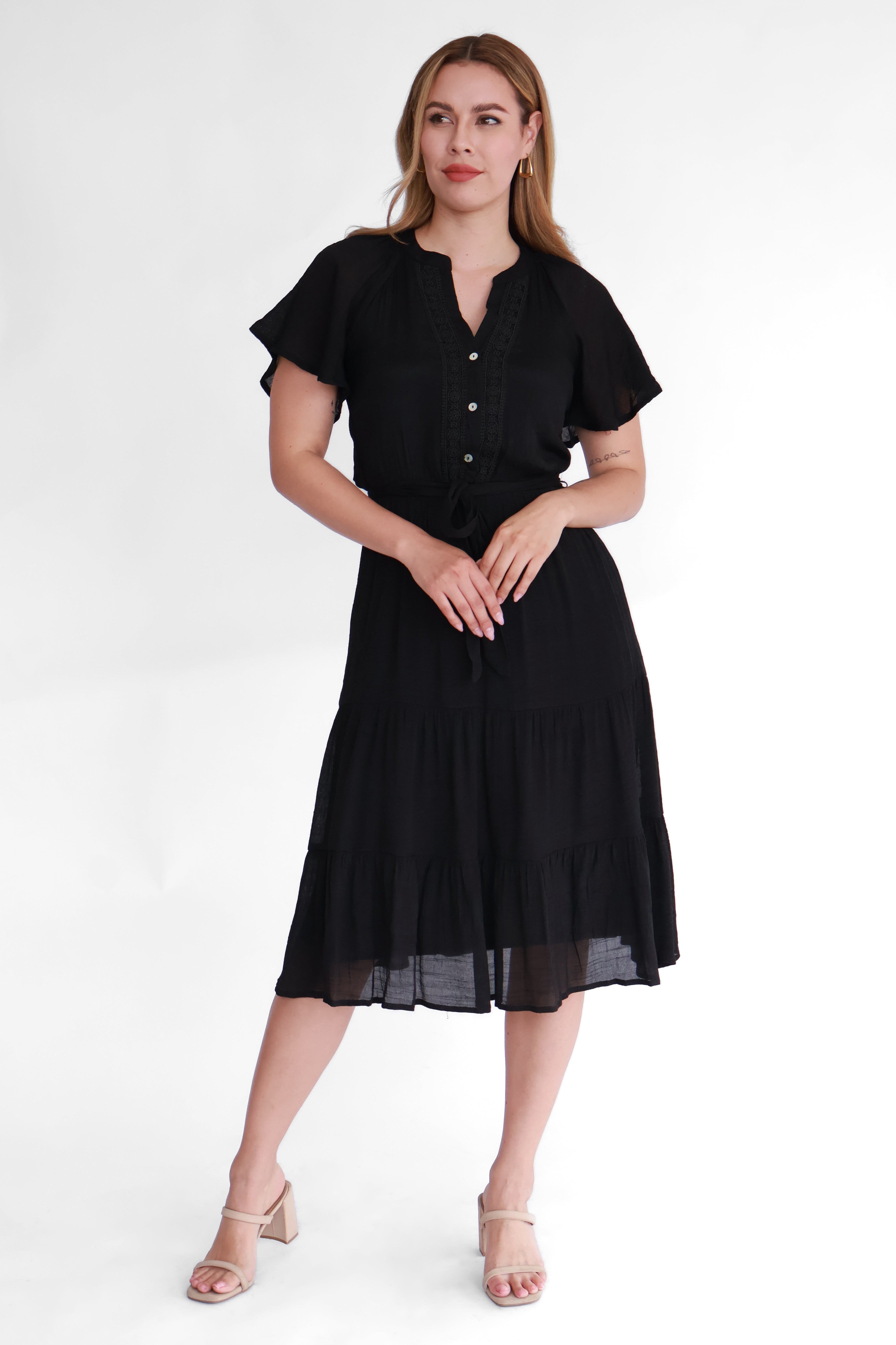 Vestido Midi con Olanes y Cinturón | $270 pz