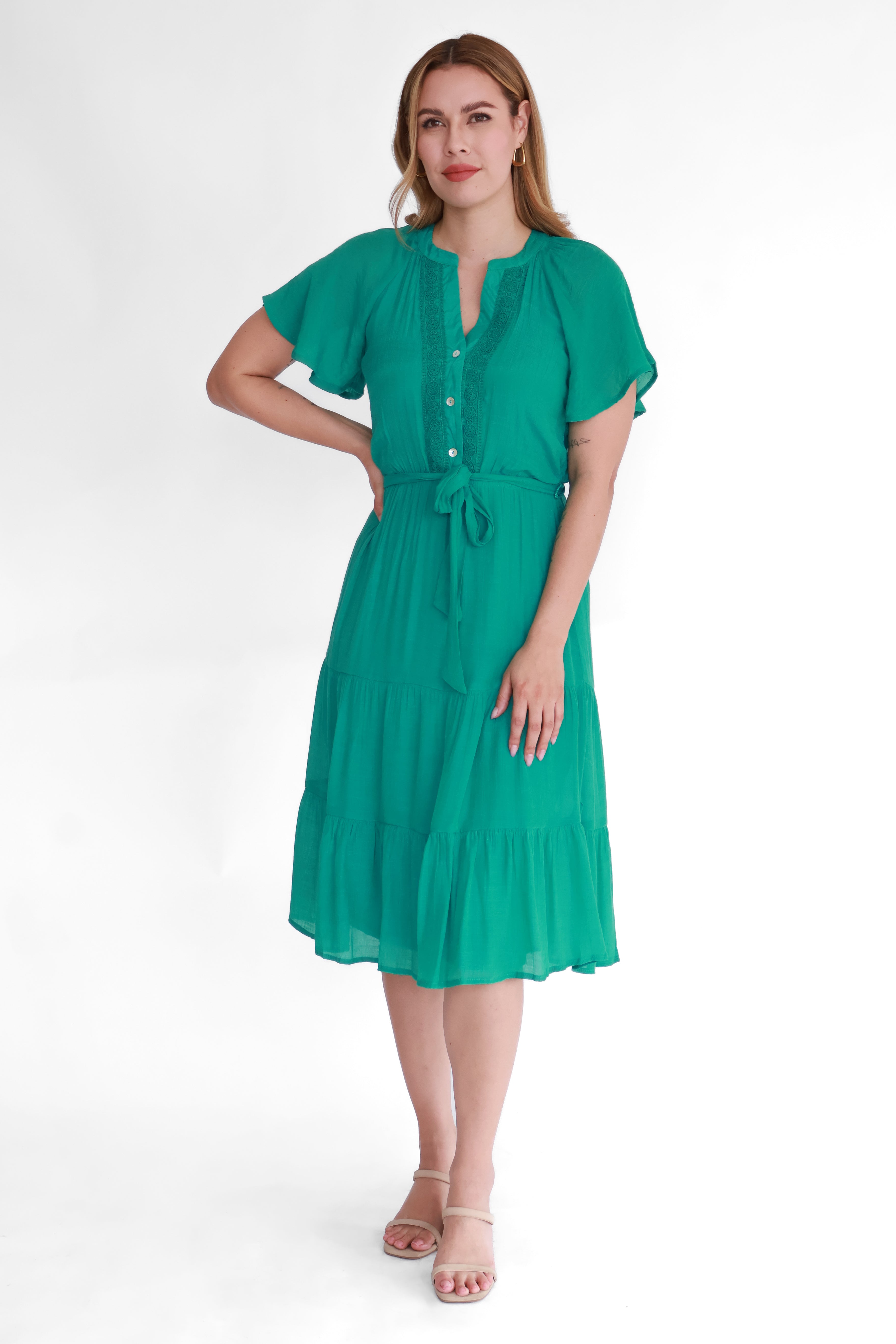 Vestido Midi con Olanes y Cinturón | $270 pz