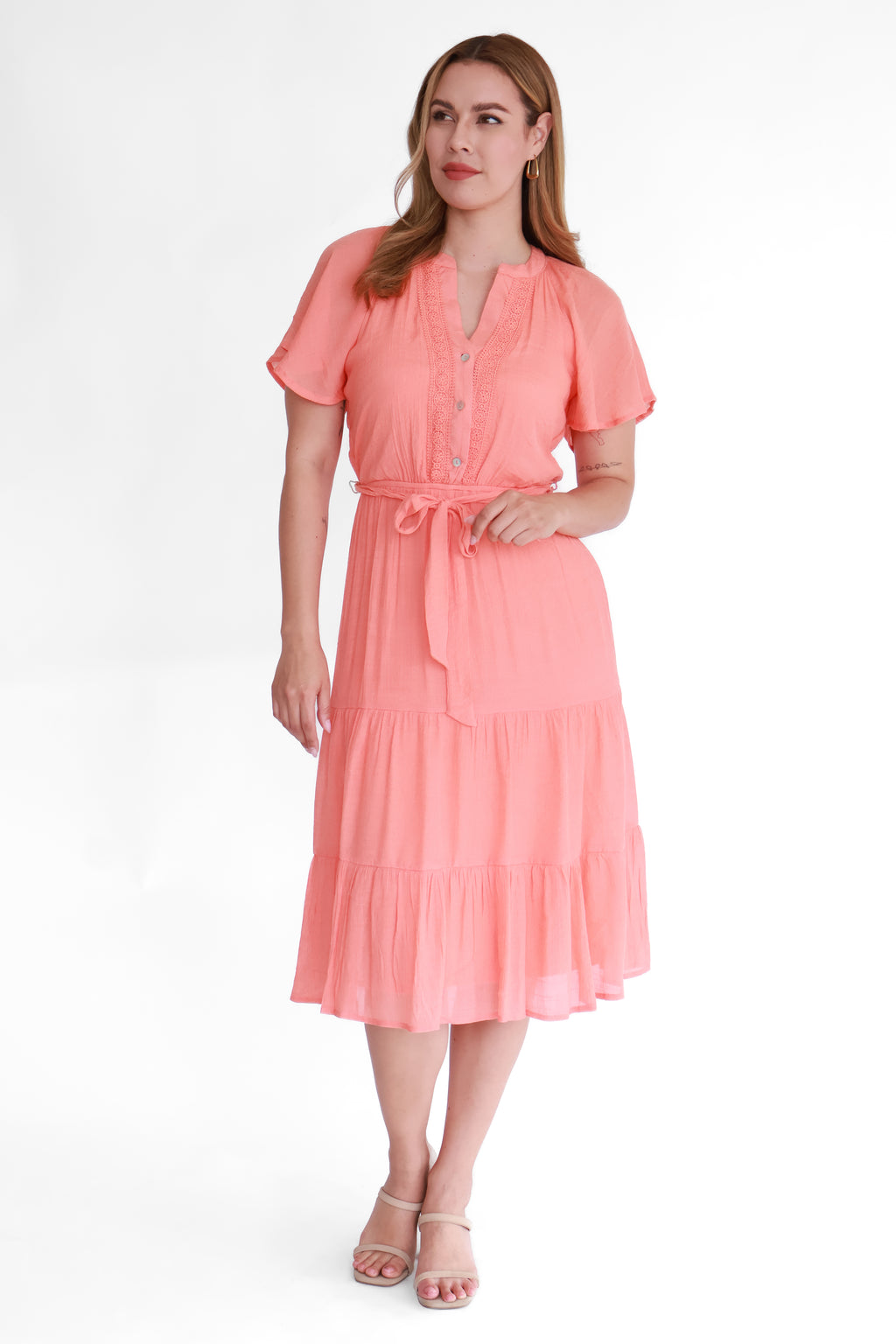 Vestido Midi con Olanes y Cinturón | $270 pz