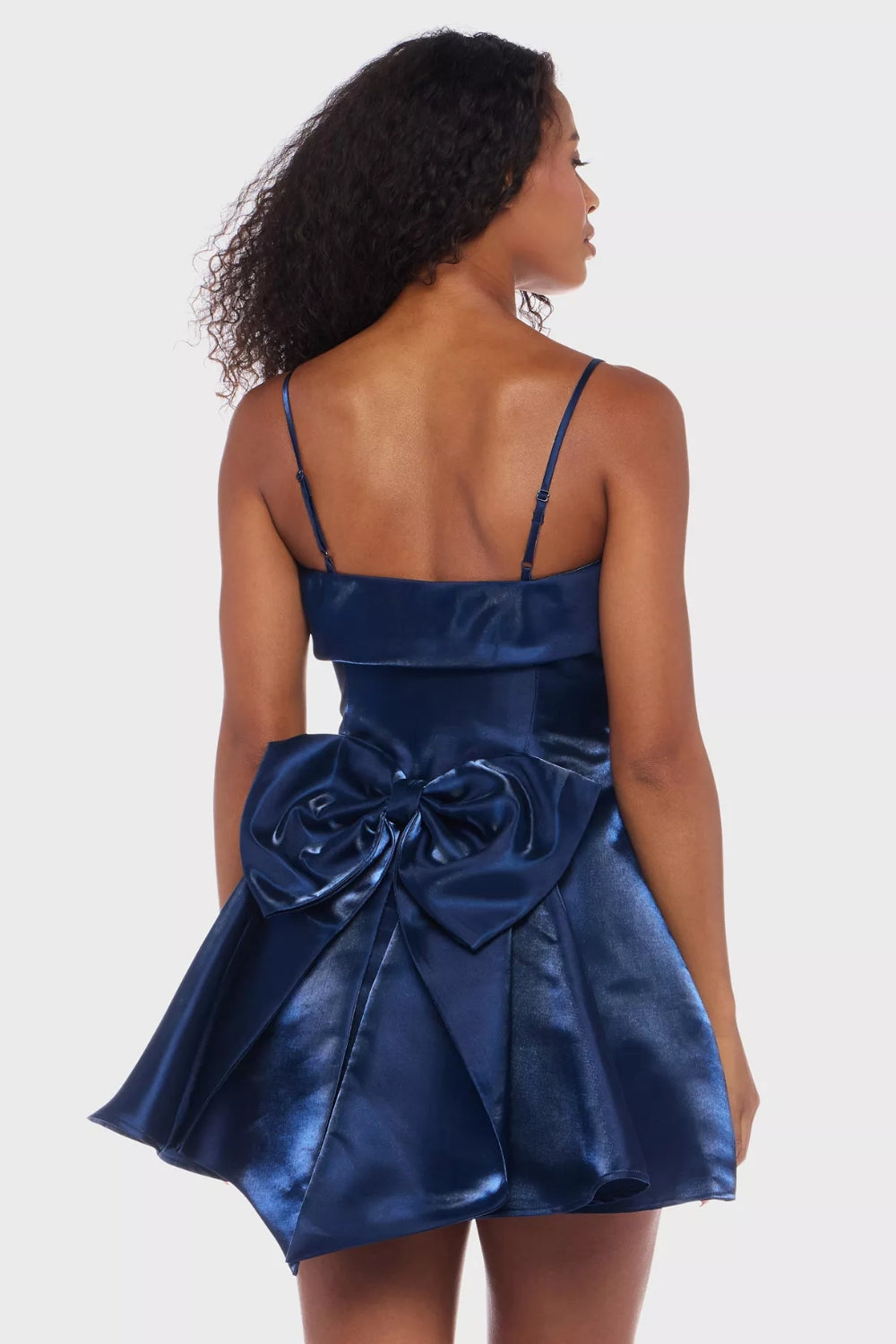 Vestido corto de fiesta