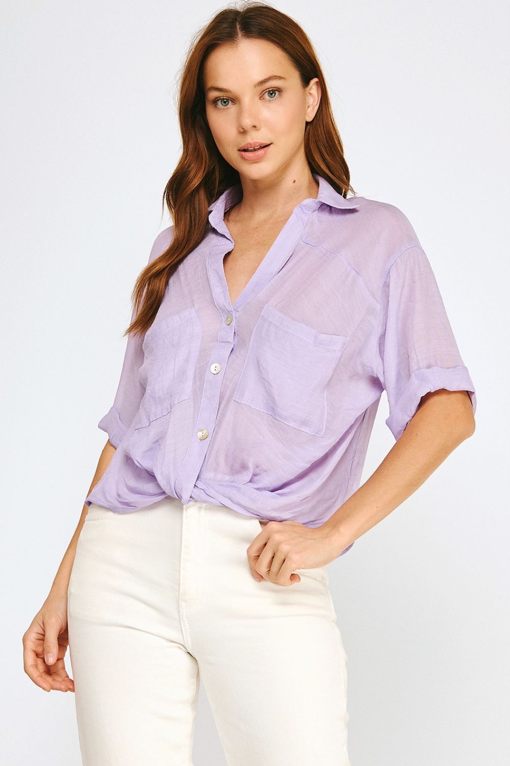 Blusa Lila con Botones y Ajuste Inferior
