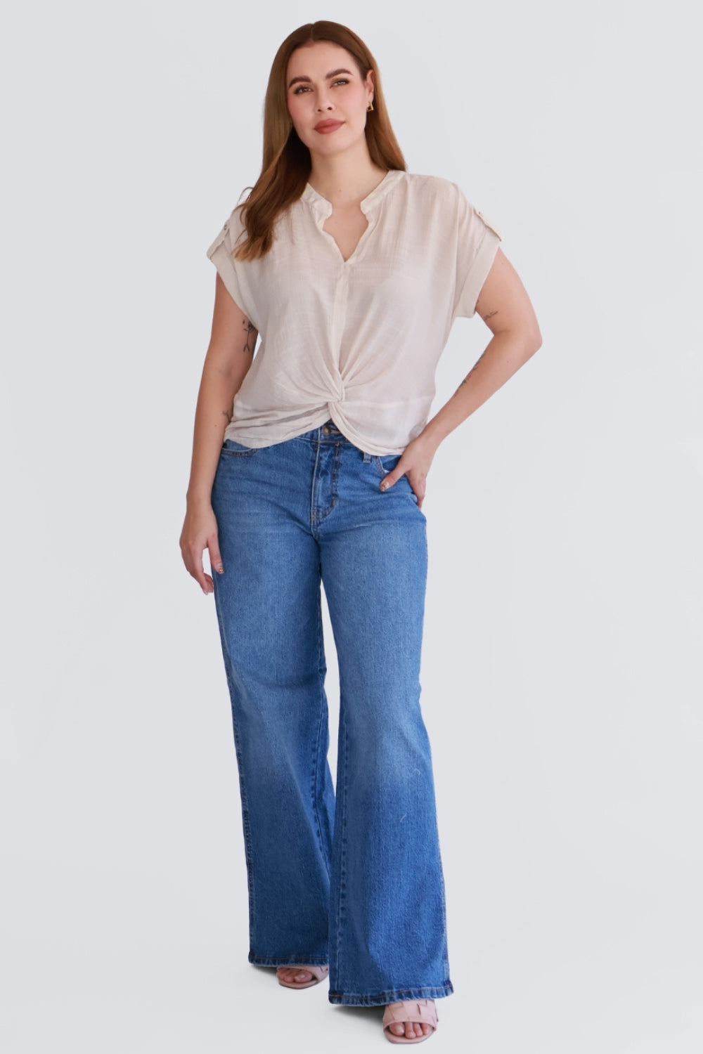 Blusa Beige con Ajuste Inferior