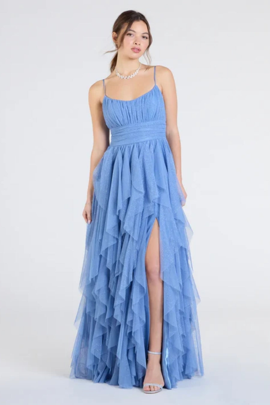 Vestido Largo Azul en Capas con Abertura