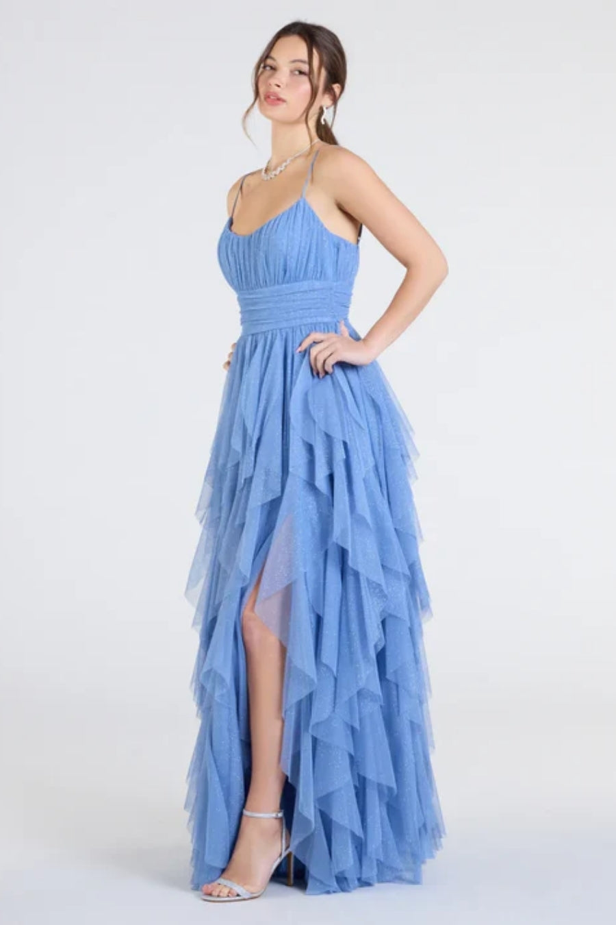 Vestido Largo Azul en Capas con Abertura