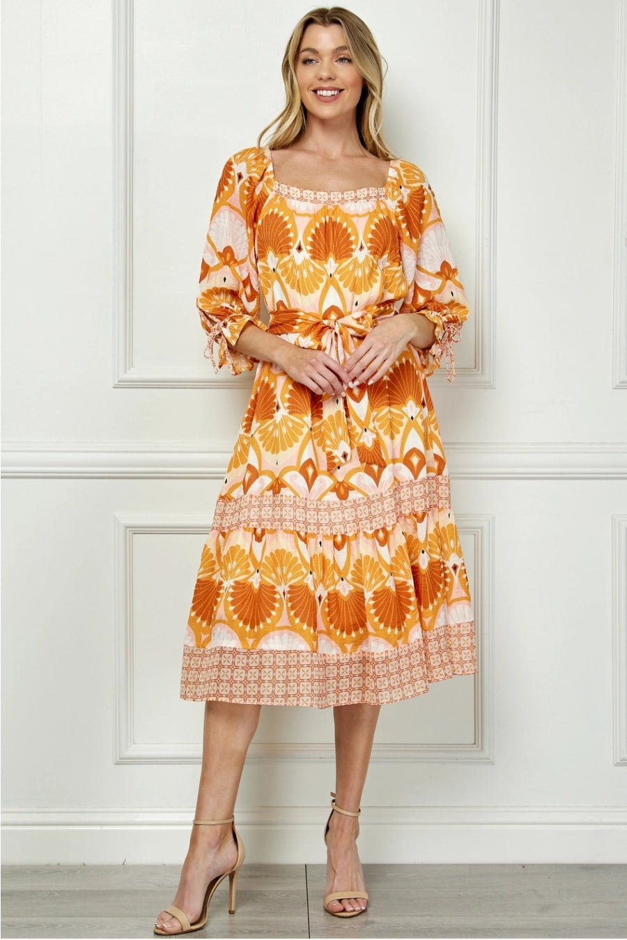 Vestido Midi Naranja con Estampado