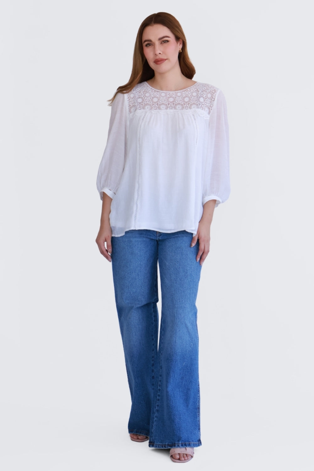 Blusa con Encaje Frontal