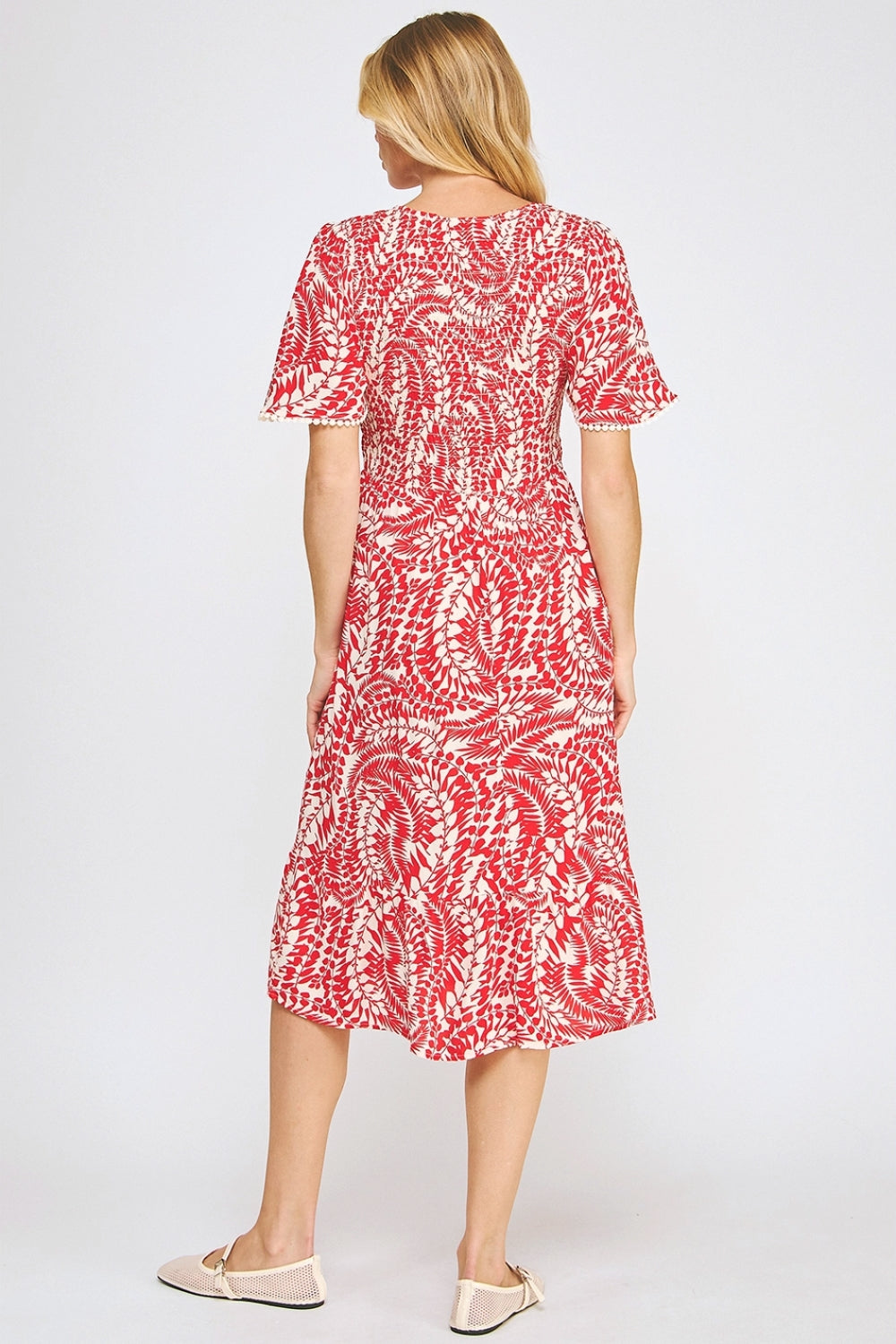 Vestido Midi Estampado Rojo con Mangas Cortas