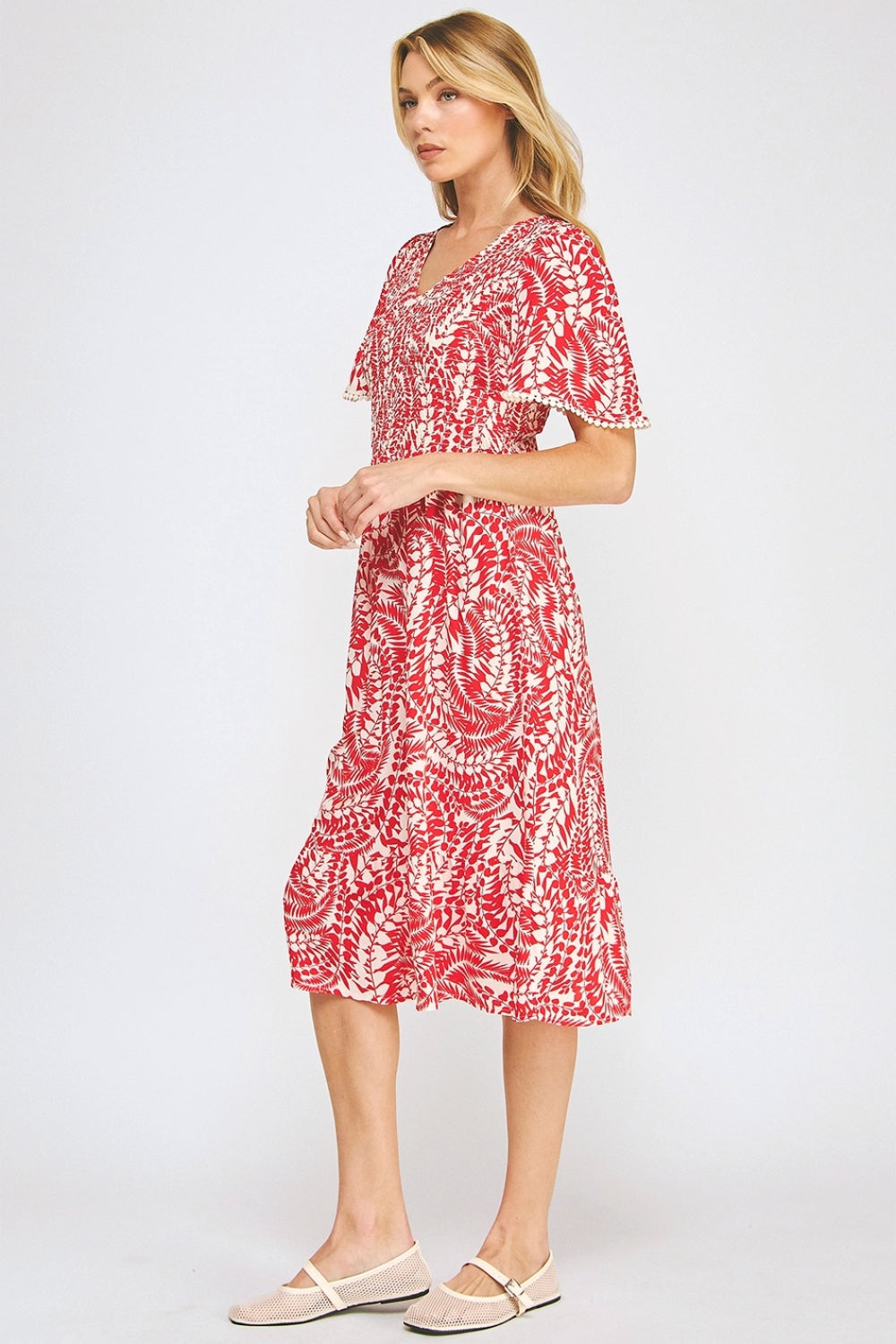 Vestido Midi Estampado Rojo con Mangas Cortas