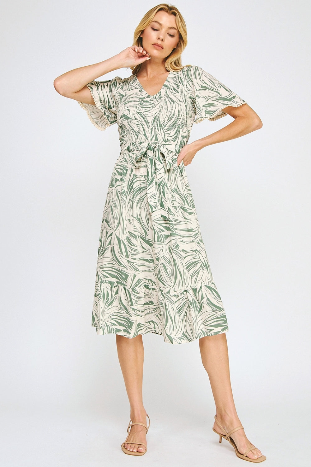 Vestido Midi Verde Estampado Crema con Mangas Cortas