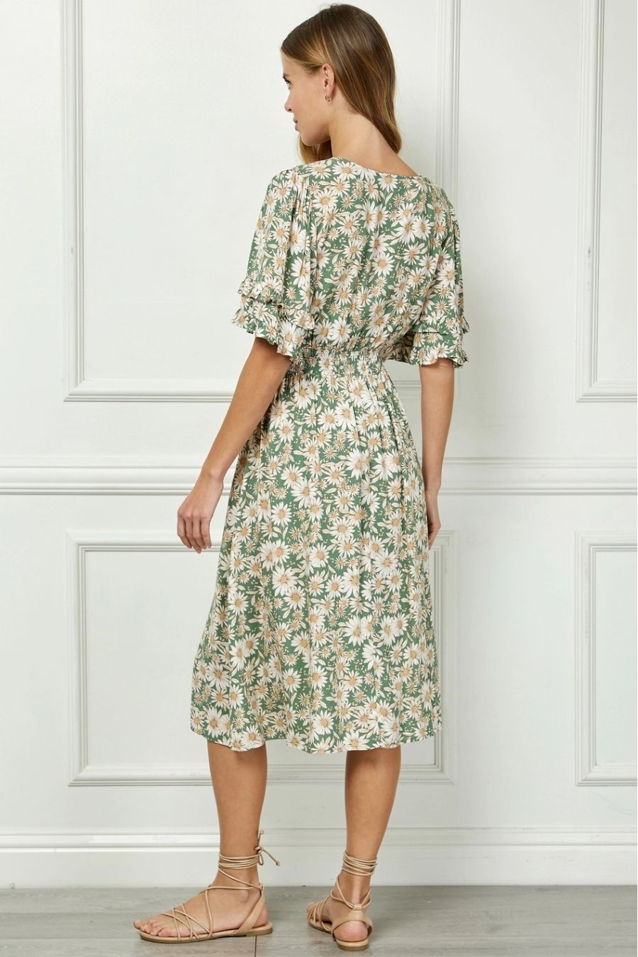 Vestido Midi Floral Verde con Margaritas