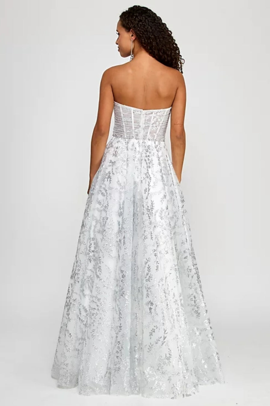Vestido Largo Blanco con Glitter y Pedreria | $850 pz